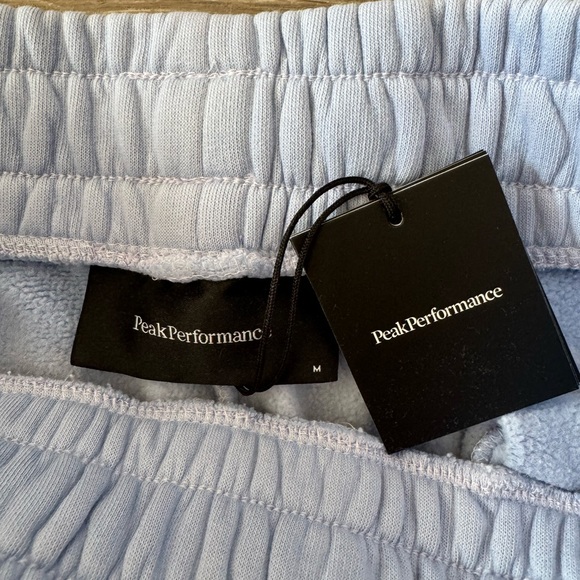 Peak Performance Tie Dye Cotton Shorts - Picture 2 of 3